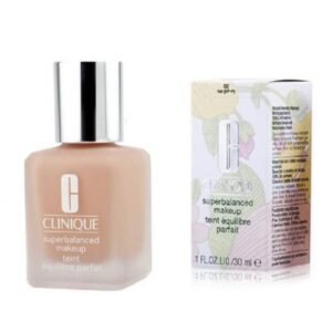 كريم أساس سوبر بلانسيد من كلينيك - درجة 02 فاير فاتح، توازن مثالي للبشرة (30 مل)