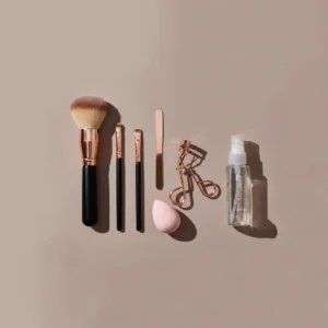 ادوات المكياج