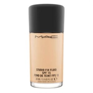 ماك ستوديو فكس فلويد كريم أساس بلمسة احترافية وحماية SPF15 درجة NC25 بيج 30 مل