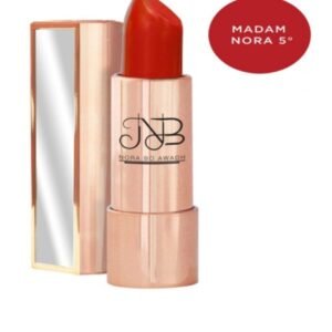 أحمر شفاه نوره بو عوض - درجة مدام نورا 5 لإطلالة كلاسيكية جذابة