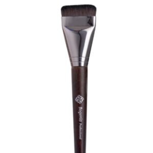 فرشاة بوغينيا الاحترافية BG200.023 لتوزيع كريم الأساس بلمسة مسطحة ومثالية